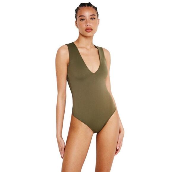 Good American Scuba Deep V Tank Bodysuit Plus Size 3XL Fatigue Green Sculpting - Picture 14 of 16